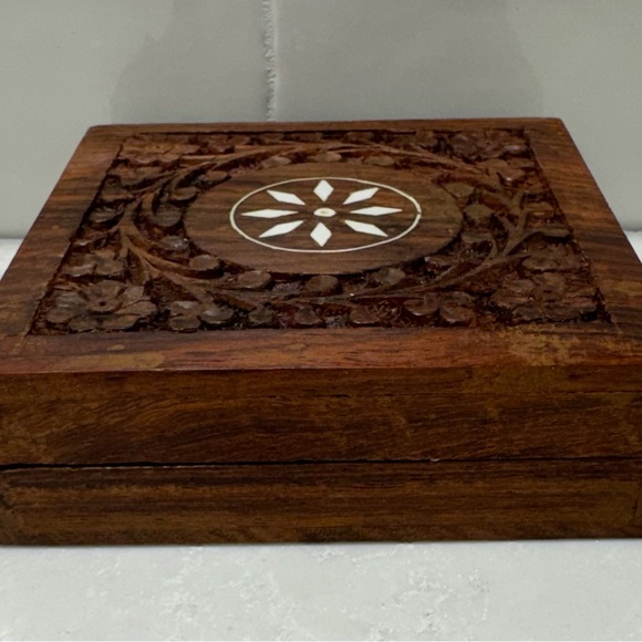 Indian hand-carved wooden jewelry box 4” x 4” trinket box decor - Picture 6 of 11